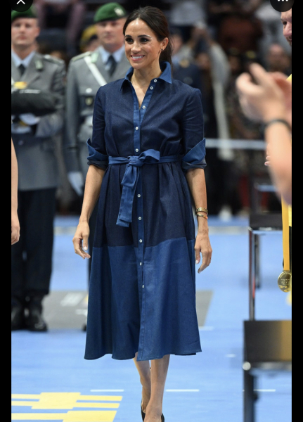 Meghan, Duchess of Sussex spotted out and about, part 2