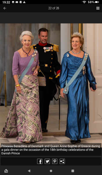 Royal Style: Embracing Autumn with a Varied Wardrobe - let's be like KC3 and enjoy!