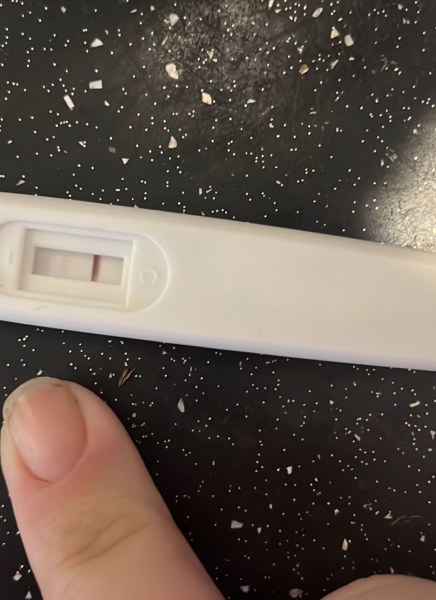 Cryptic pregnancy, positive test at 5 months
