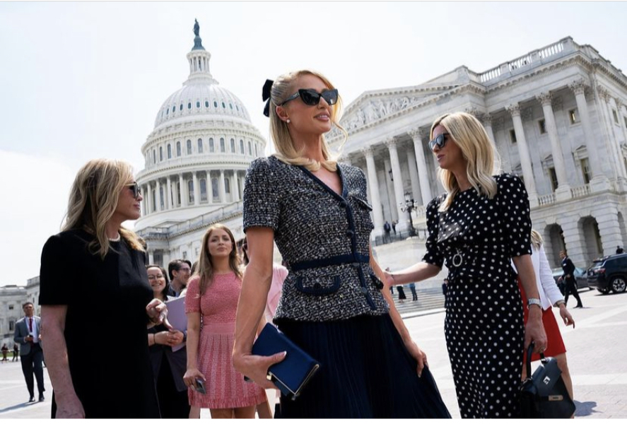 Paris Hilton Capitol Hill outfit