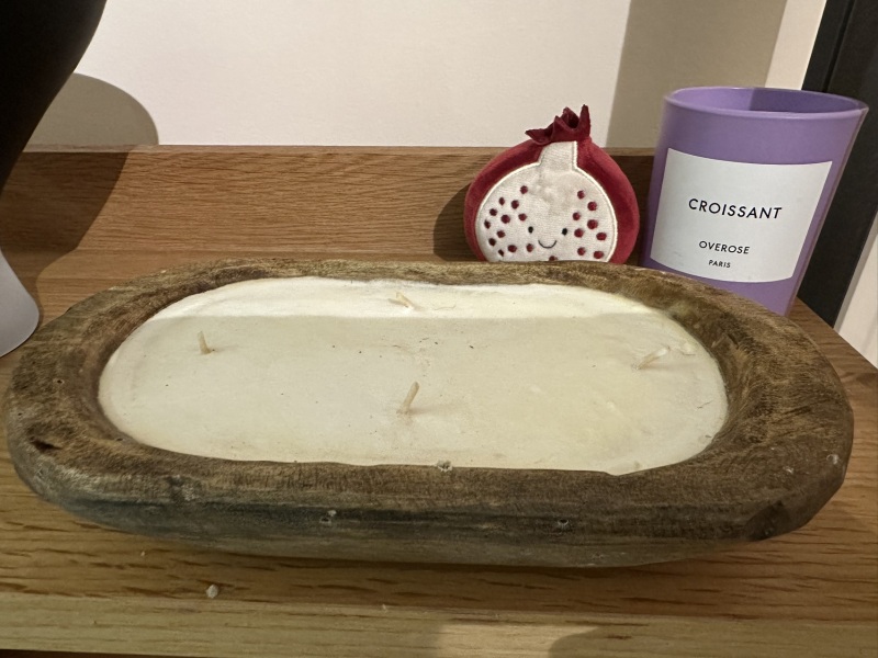 Could my candle have woodworm? Pics attached