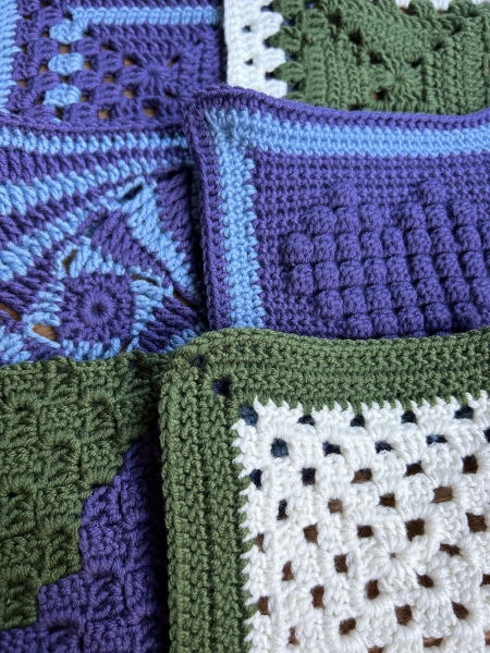 Woolly Hugs: A blanket in memory of JanH.