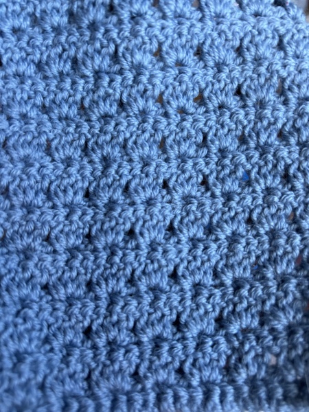 Woolly Hugs: A Blanket for fellow Mumsnetter thegreylady. Can you help us please?