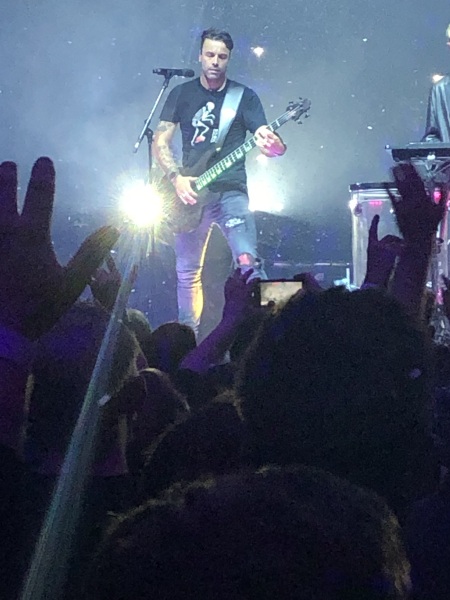 Swagger Inn 174 - It's Spring, supposedly.  Let's all dance around the maypole with the HBFs