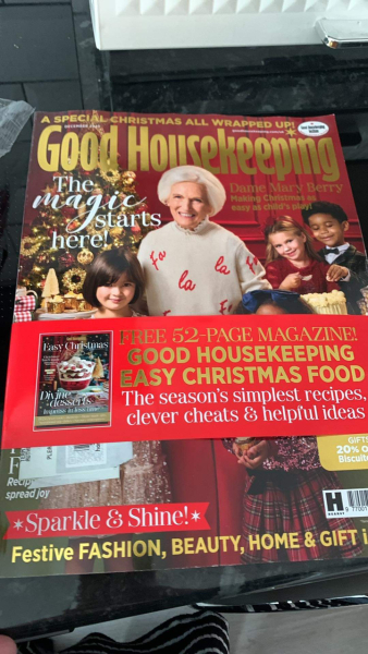 Christmas magazines…
