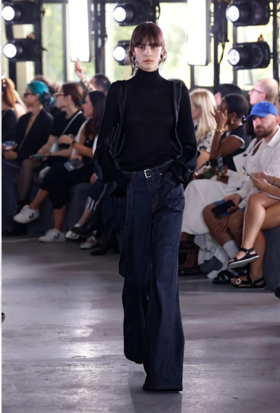 Les Parisiennes des Mamanset: A Sin of Pride