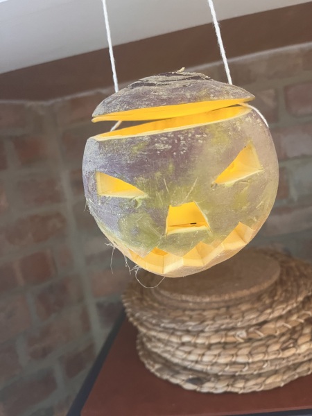 Do people still do turnip lanterns?