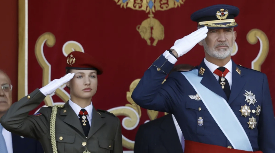 Royal Style: Embracing Autumn with a Varied Wardrobe - let's be like KC3 and enjoy!