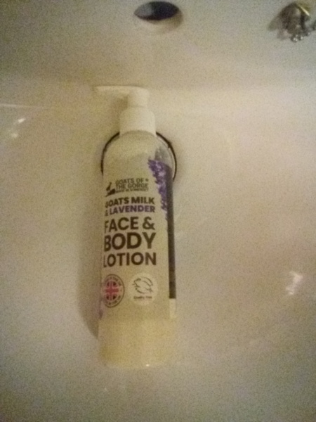 Do you get the urge to splurge on beauty products? Are your cupboards full of your stash? Join this group of beauty addicts!