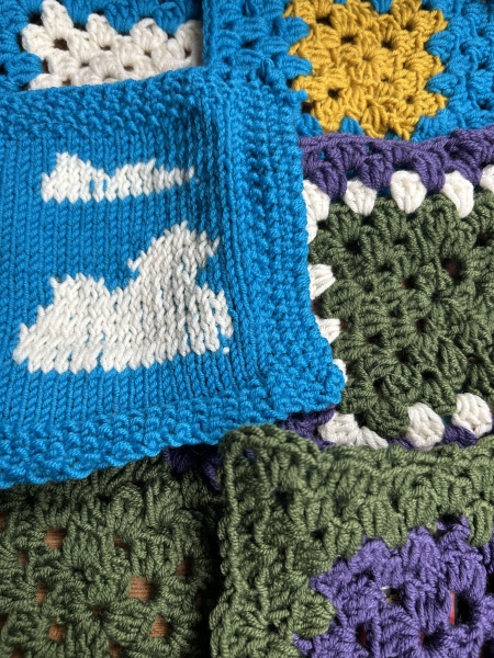Woolly Hugs: A blanket in memory of JanH.