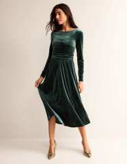 Help finding a dark green dress to elope in