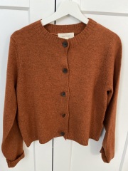 Toasties moving into autumn and dusting off the mothballed knits (or buying new ones)