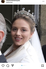 Royal Style: Embracing Autumn with a Varied Wardrobe - let's be like KC3 and enjoy!