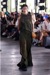 Les Parisiennes des Mamanset: A Sin of Pride