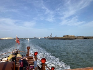 Come and tell me your dull and unexciting news 26: Calmly through the day 