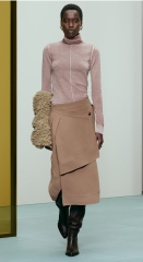 Les Parisiennes des Mamanset: A Sin of Pride