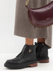 What do I wear with these boots?!