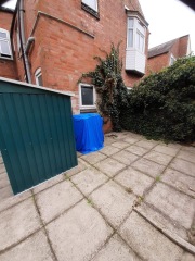 Do you think the garden is shared?