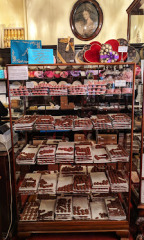 Violet creams and rose creams
