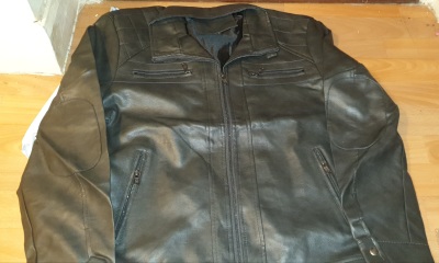 Got a free 'Air Up' type bottle and faux leather jacket for free playing Temus fish game...