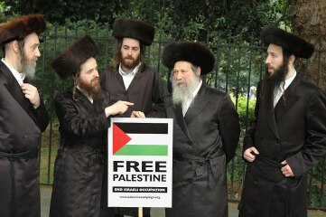 France has outlawed pro-palestinian demonstrations