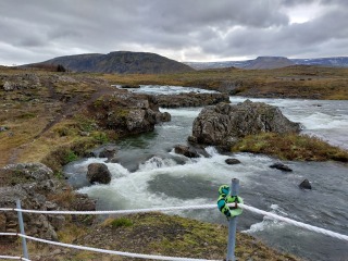 Come and tell me your dull and unexciting news 27: Calmly through the day