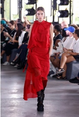 Les Parisiennes des Mamanset: A Sin of Pride