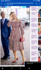 Royal Style: Embracing Autumn with a Varied Wardrobe - let's be like KC3 and enjoy!