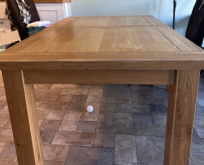 Who knows anything about oak tables ?