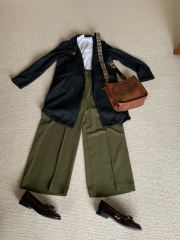 Dark Academia - anyone who loves this style?