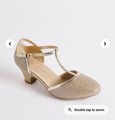 What shoes with this dress? Help me, MN!