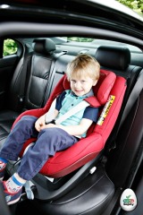Ds (nearly 3) keeps escaping from his car seat