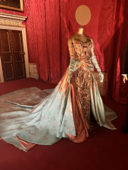 Les Parisiennes des Mamanset: A Sin of Pride