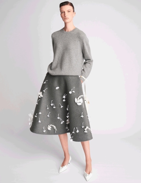 Les Parisiennes des Mamanset: A Sin of Pride