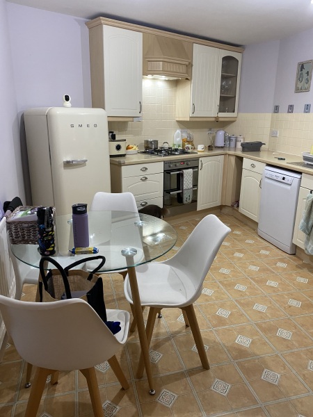 Kitchen and lounge