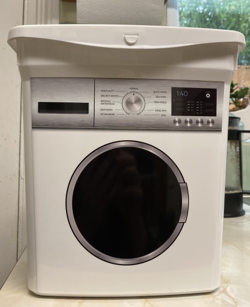 Opening washing clothes products.. It's now completely ridiculous.
