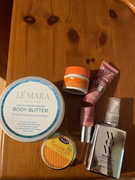 Do you get the urge to splurge on beauty products? Are your cupboards full of your stash? Join this group of beauty addicts!