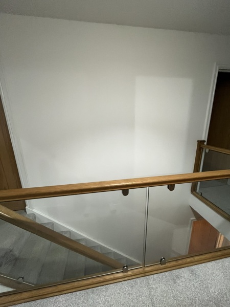 How to plan a gallery wall for photos?