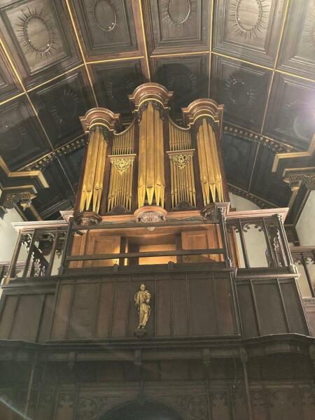 Come and tell me your dull and unexciting news 27: Calmly through the day