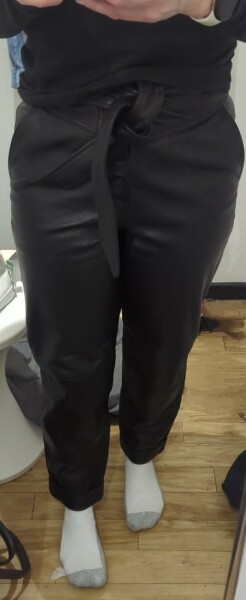 How to style leather trousers