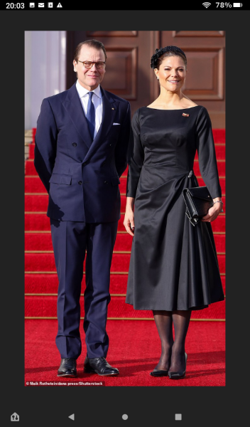 Royal Style: Never knowingly under-jewelled, let's be like Daisy and shine!