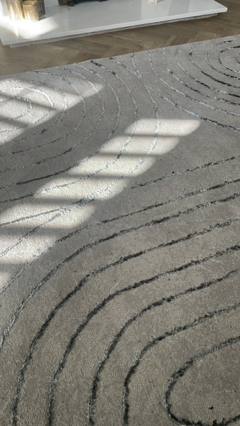 Can I somehow change the colour of the lines on this rug?