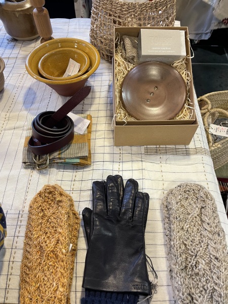 Toasties hoping for a sale while sailing into Christmas