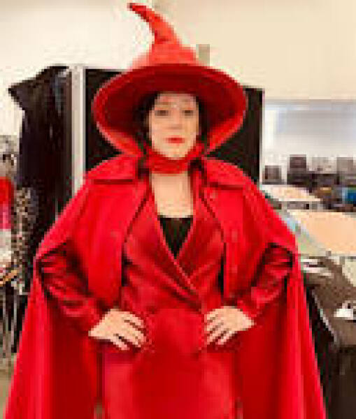 Royal Style: Never knowingly under-jewelled, let's be like Daisy and shine!