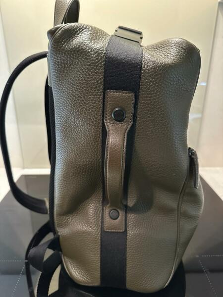 Show me your backpacks