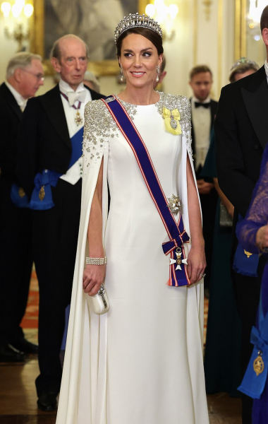 Royal Style: Never knowingly under-jewelled, let's be like Daisy and shine!