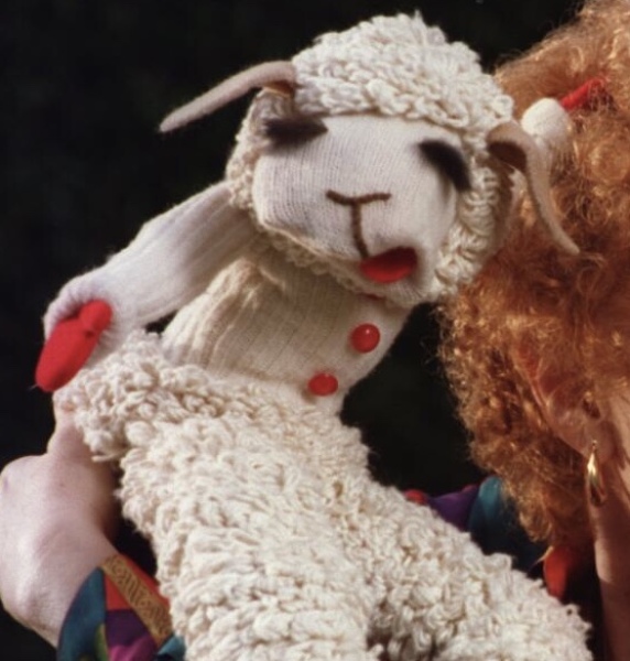 MAFSUK 11 Keep calm and have a pie.  Or twenty.   Will you still  prioritise Georges if yer da disinherits ye?     There lies conniption territory.