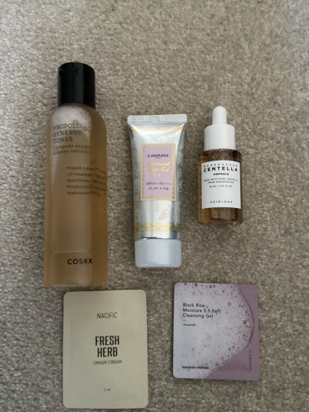 Do you get the urge to splurge on beauty products? Are your cupboards full of your stash? Join this group of beauty addicts!