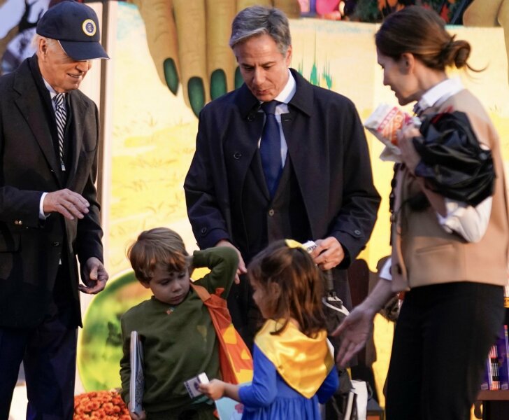 Les Parisiennes des Mamanset: A Sin of Pride