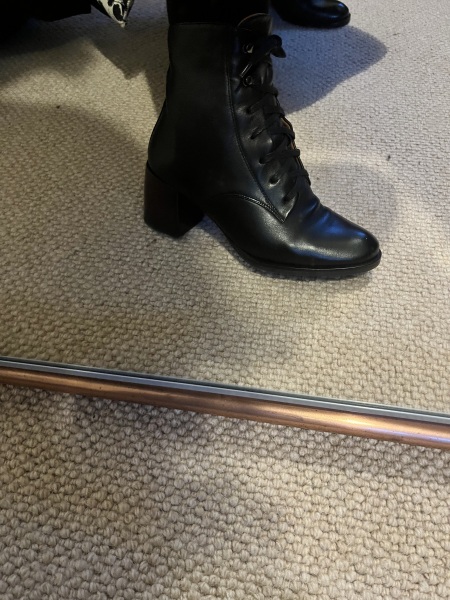 Toasties hoping for a sale while sailing into Christmas